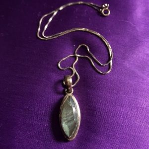 Labradorite crystal necklace 💠